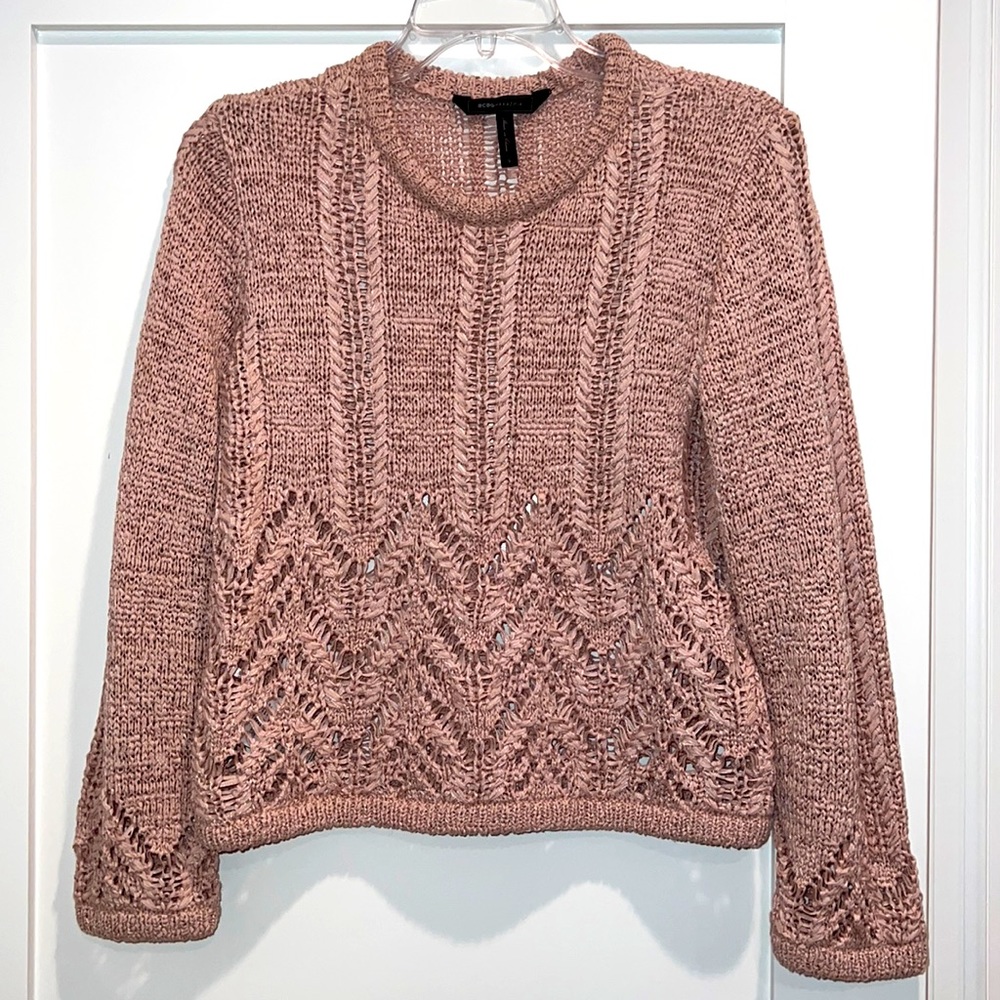 Beautiful detailed bcbg pink blouse